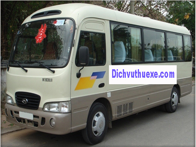 Thuê xe cưới ,hỏi 29 chỗ Huyndai County