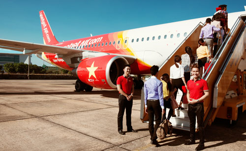 Háo hức mua vé tết sớm cùng Vietjet.