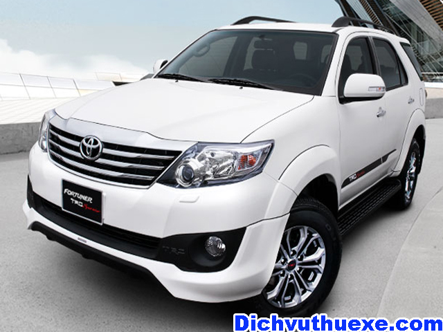 Cho thuê xe du lịch 7 chỗ Fotuner đi Đền Bà Chúa Kho, giá ưu đãi, dịch vụ tốt nhất