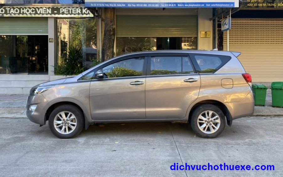 Cho thuê xe 7 chỗ Innova