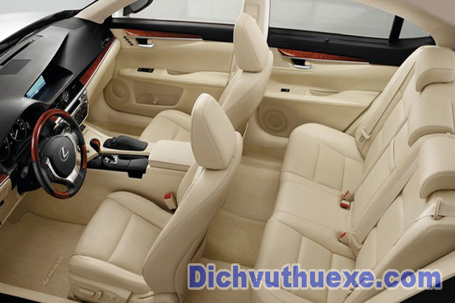 Cho thuê xe cưới Lexus mui trần