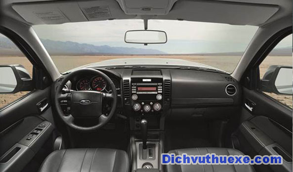 Cho thuê xe Ford Everest 7 chỗ 