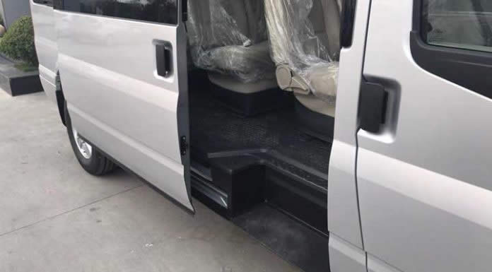 Cho thuê xe Ford Transit SVP 16 chỗ đời 2023