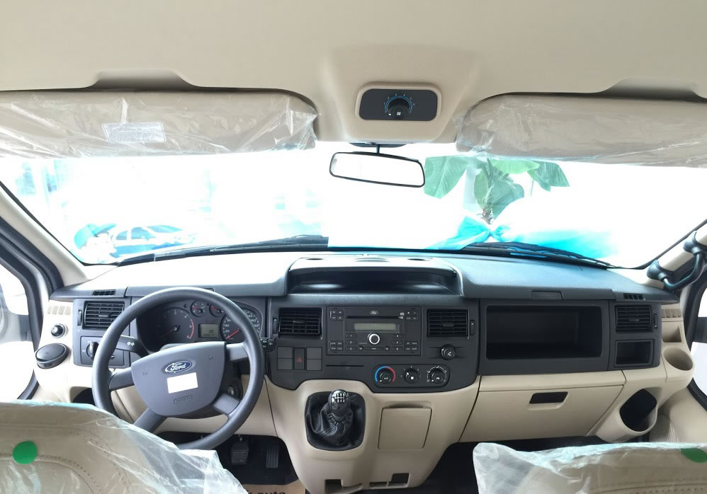 Cho thuê xe Ford Transit Luxury 16 chỗ phiên bản 2023