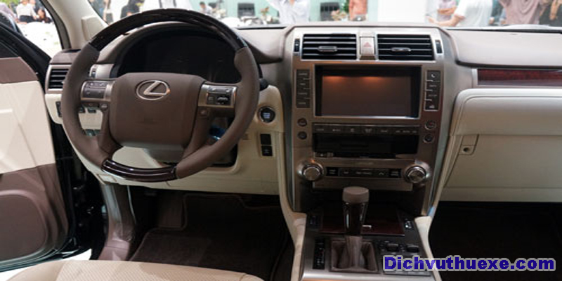 Cho thuê xe Lexus 7 chỗ đi Côn Sơn Kiếp Bạc