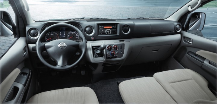 Cho thuê xe 16 chỗ Nissan NV350